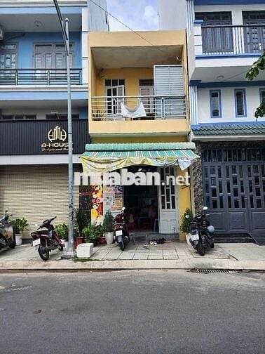 Bán nhà hai mặt tiền lớn giá 6 tỷ