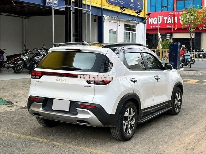 KIA SONET 1.5 PREMIUM 2023 GIA ĐÌNH LƯỚT VAY 70%
