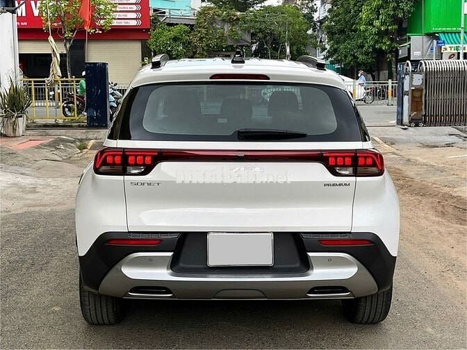 KIA SONET 1.5 PREMIUM 2023 GIA ĐÌNH LƯỚT VAY 70%