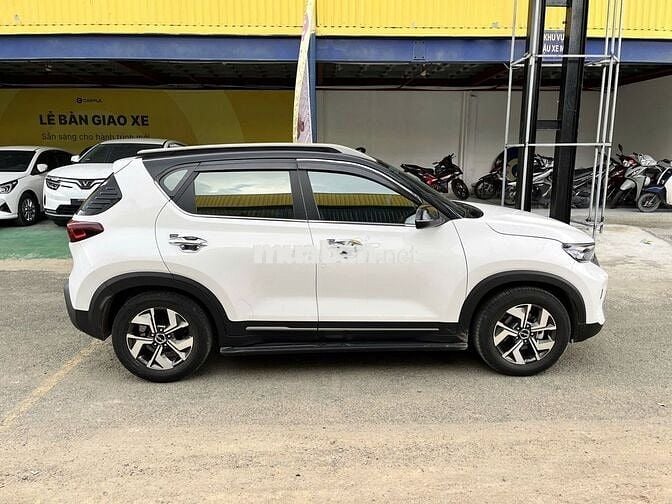 KIA SONET 1.5 PREMIUM 2023 GIA ĐÌNH LƯỚT VAY 70%
