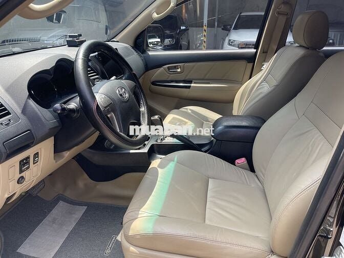 Fortuner gia đình 2015 2.7V 4x2 - 71000 km