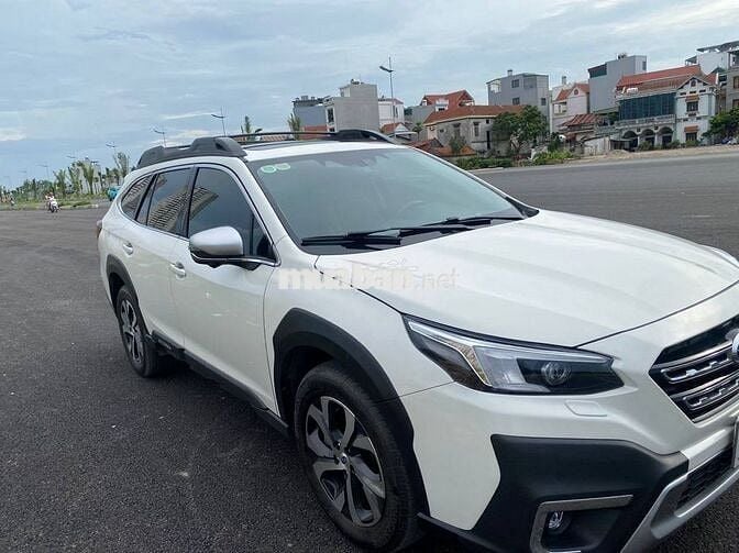 Subaru Outback 2.5i-T Eyesight 2022 - 16000 km