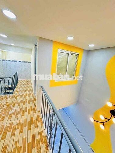 cần bán nhà quận tâm phú chính chủ