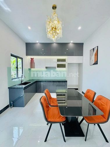 Bán Nhà Nguyễn Trung Trực, Bình Thạnh – Vị Trí Đẹp, Hẻm Xe Hơi,Giá Tốt