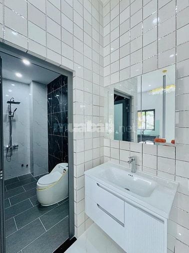 Bán Nhà Nguyễn Trung Trực, Bình Thạnh – Vị Trí Đẹp, Hẻm Xe Hơi,Giá Tốt
