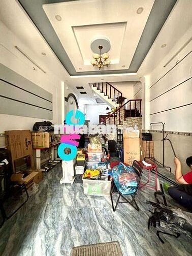 Nhà1 trệt3 lầu có nội thất hẻm liên khu 4/5 BHH B bình tân