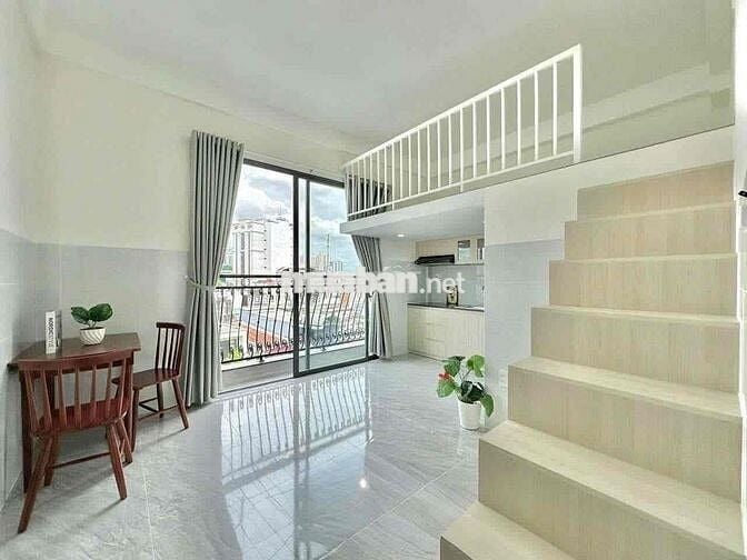 CHO THUÊ DUPLEX BAN CÔNG NGAY ĐẠI HỌC CÔNG THƯƠNG - VĂN HIẾN