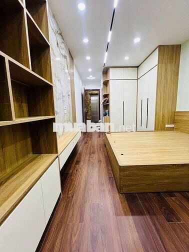 NHÀ MỚI ĐẸP XUÂN THUỶ-CẦU GIẤY-35M-7 TẦNG THANG MÁY-NGÕ THÔNG -GẦN PHỐ