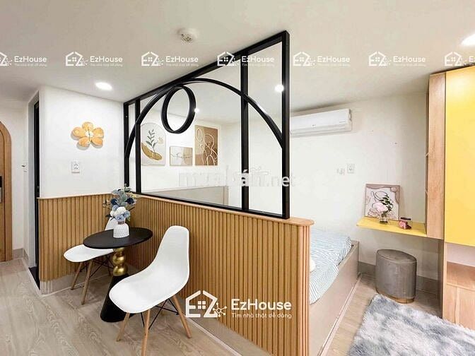 STUDIO BAN CÔNG ĐI BỘ QUA VĂN HIẾN - GẦN HUIT - VAA - HUFLIT
