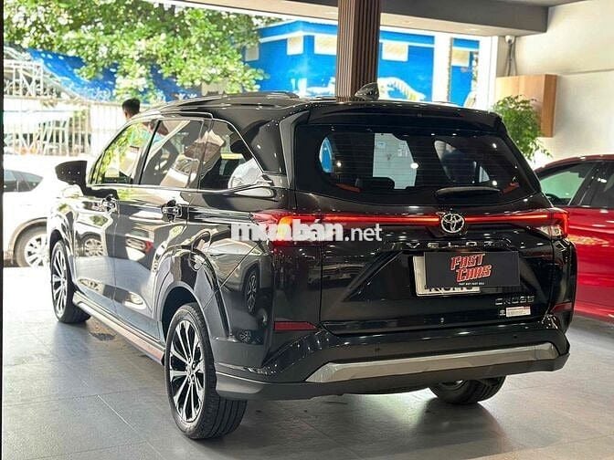 Toyota Veloz 2022 CVT Top - 59000 km một chủ