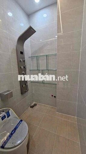 nhà mới đẹp 4 lầu 5 phonhf ngủ 5wc sân thượng,