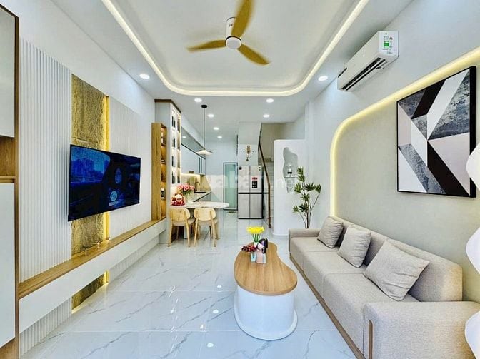 Chỉ 1,5tỷ còn lại bank htro nhà 43m2 Lê Quang Định, P7 Bình Thạnh. SHR