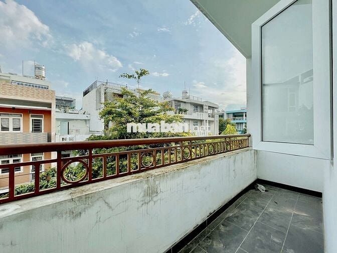 CHỈ HƠN 200M CÁCH TRƯỜNG VLU CS3, PHÒNG STUDIO VÀ GÁC ĐỀU TRỐNG SẴN