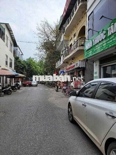 HIẾM NHỈNH 3 TỶ NHÀ ĐẸP Ở MAY 10 SÀI ĐỒNG LONG BIÊN