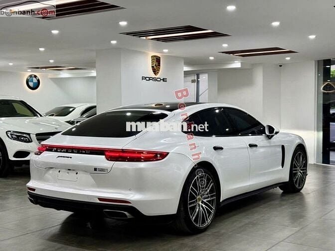 Porsche Panamera 3.0 V6 2017 - 2 Tỷ 980 Triệu