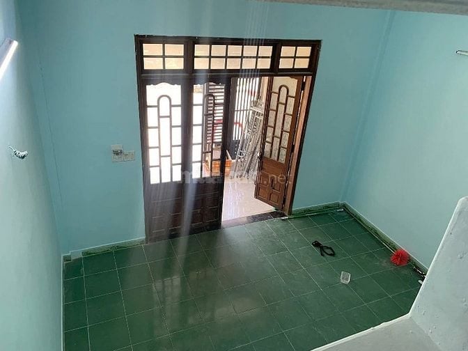 Chủ nhà ngộp nợ Ngân hàng bán gấp 875tr ở Trạm thu phí, KDC Bình điền