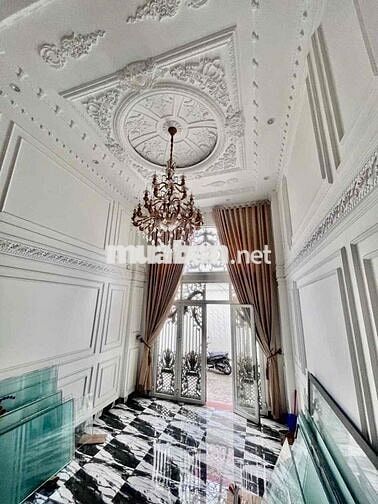 Nhà hẻm xe hơi 5 tầng xây kiên cố 4.5x16m còn mới ở ngay