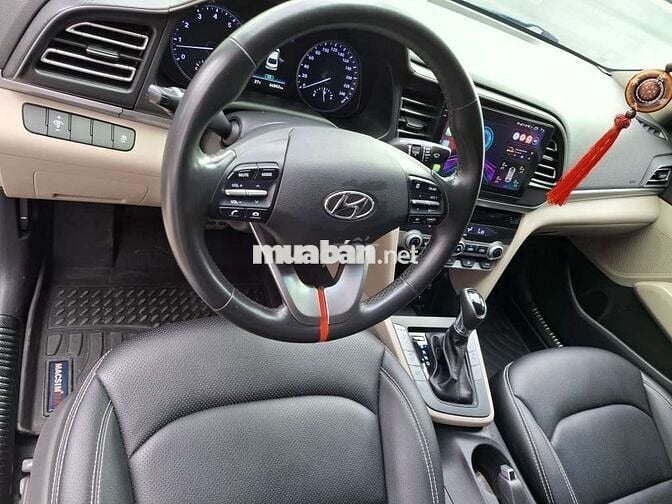 ELANTRA 2021 2.0 AT - 66000 km