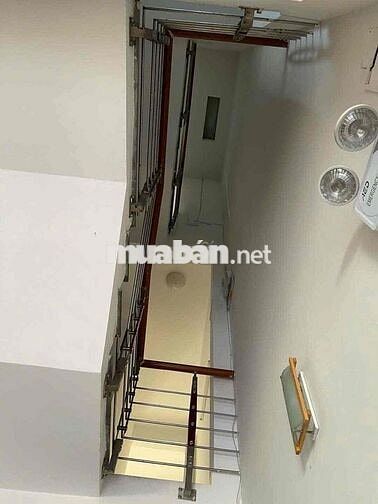 CHO THUÊ NHÀ 3 TẦNG 5PN ĐƯỜNG NGUYỄN XIỂN - GẦN MINH MẠNG, BÃI BIỂN