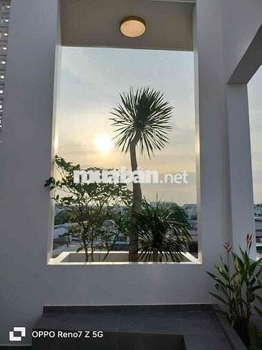 NHÀ TỈNH LỘ 10- 5 TẦNG. NGAY KHU TÊN LỬA. XE HƠI VÀO NHÀ. 5 PN. SÂN T