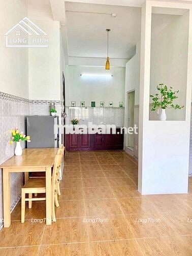 STUDIO - FULL NỘI THẤT - CỬA SỔ TRỜI SIÊU THOÁNG, NẰM GIỮA HUIT VÀ VHU