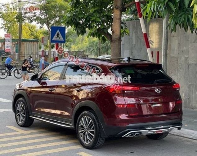 Hyundai Tucson 2.0 AT Tiêu chuẩn 2021
