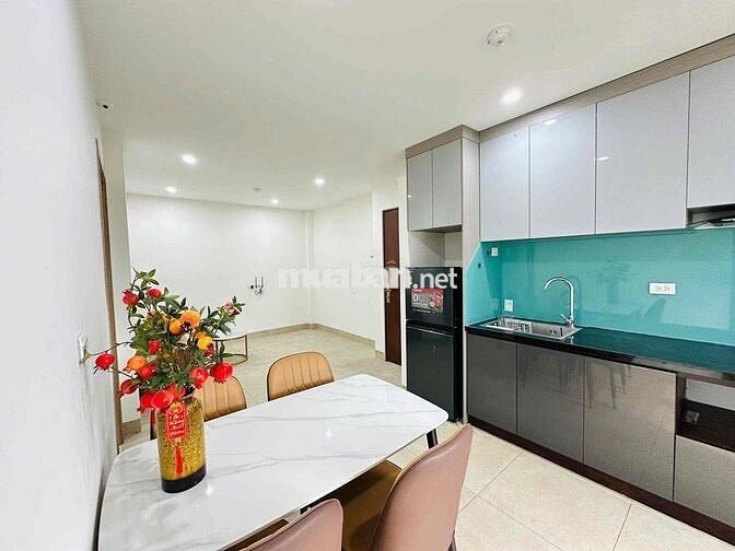 CHO THUÊ CCMN PHỐ LÁNG. 2N1K 80M2. THANG MÁY. BAN CÔNG. GIÁ 16Tr