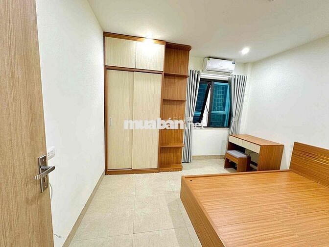 CHO THUÊ CCMN PHỐ LÁNG. 2N1K 80M2. THANG MÁY. BAN CÔNG. GIÁ 16Tr