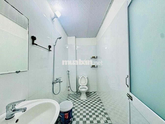 Nhà 3Pn Ngay Chung Cư Thạnh Lộc 4x25 Giá 10 Triệu