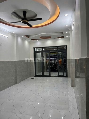 Bán nhà mặt tiền đường Lê Văn Lương, phường Tân Phong, Quận 7, TP. HCM