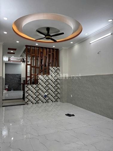 Bán nhà mặt tiền đường Lê Văn Lương, phường Tân Phong, Quận 7, TP. HCM