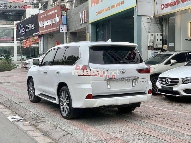 Lexus Lx570 màu trắng nội thất nâu nappa.