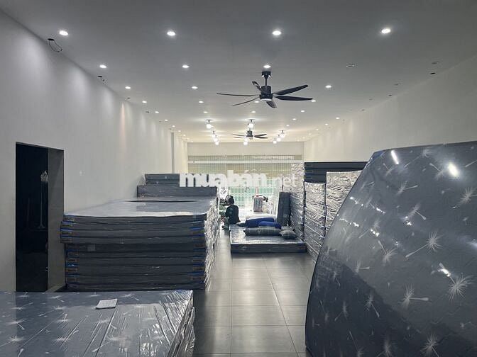 Bán Gấp Nhà 260m2 Nhang 10m Thiết Kế Phù Hợp Ở Và Làm Kho, P Tân Bình