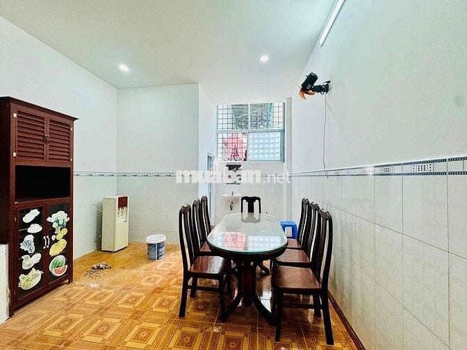 Nhà 3Pn Ngay Chung Cư Thạnh Lộc 4x25 Giá 10 Triệu