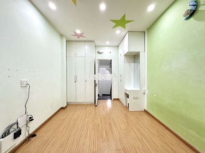 Bán nhà Phú Nhuận- HXH - Nguyễn Công Hoan- 33m2- 5 Tầng 4PN- 7.x tỷ