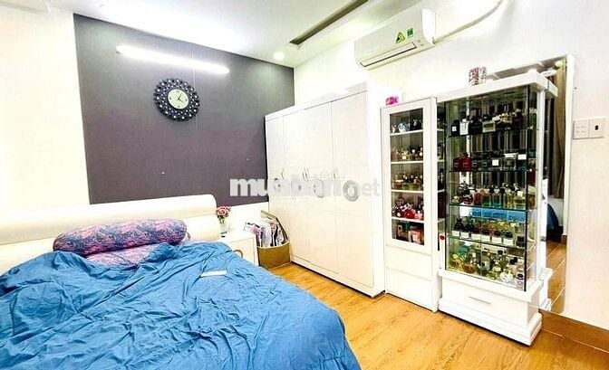 BÁN NHÀ HẺM XE HƠI GẦN PHAN XÍCH LONG PHÚ NHUẬN -220M2 -4TẦNG -SỔ A4
