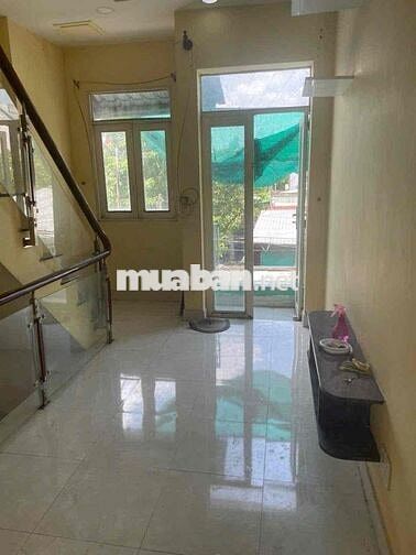 Nhà 2 Lầu Tô Ngọc Vân 4Pn 3Wc Hẻm Xe Hơi Giá6 Triệu