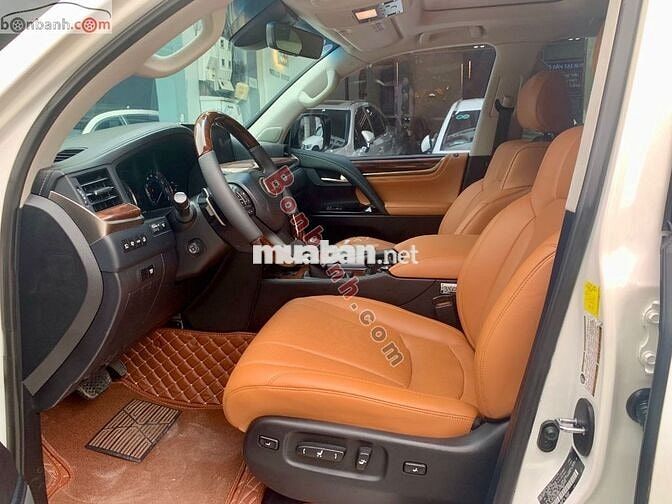 Lexus Lx570 màu trắng nội thất nâu nappa.