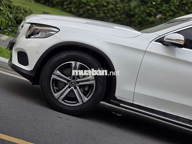 Mercedes GLC200 2019 - Công ty xuất hoá đơn