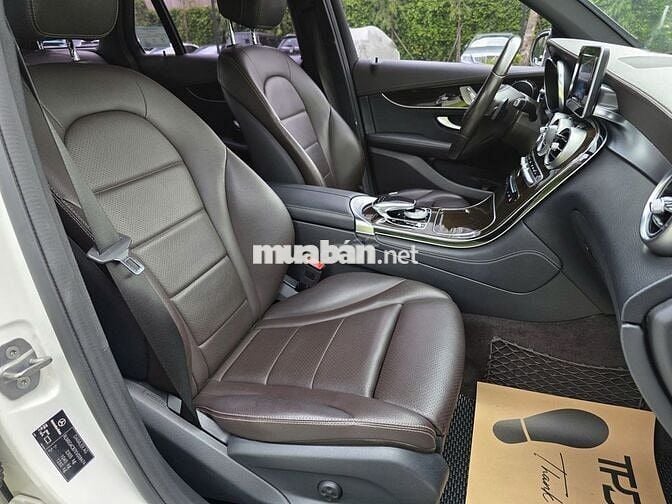 Mercedes GLC200 2019 - Công ty xuất hoá đơn