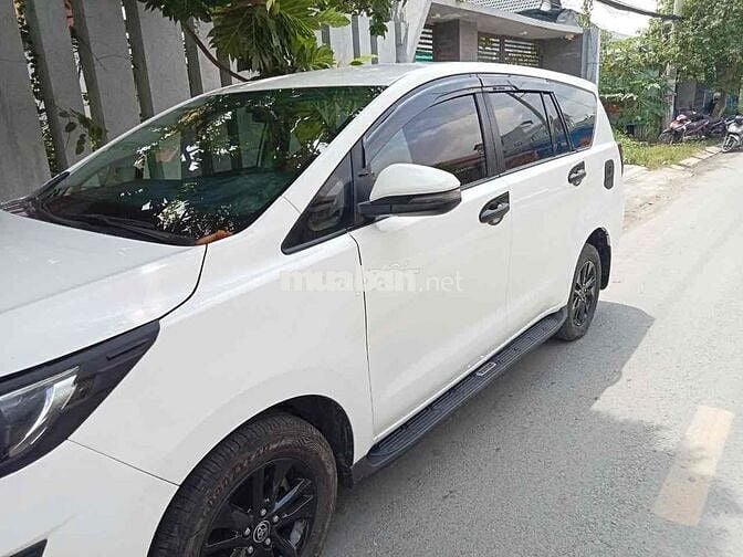 Toyota Innova 2019 xe gia đình cần bán
