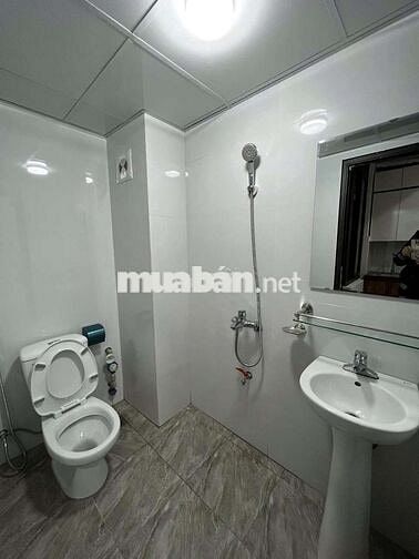 Căn Hộ Rộng 33m2 - Nhà Mới, An Ninh, Có Thang Máy - Gần Phan Xích Long