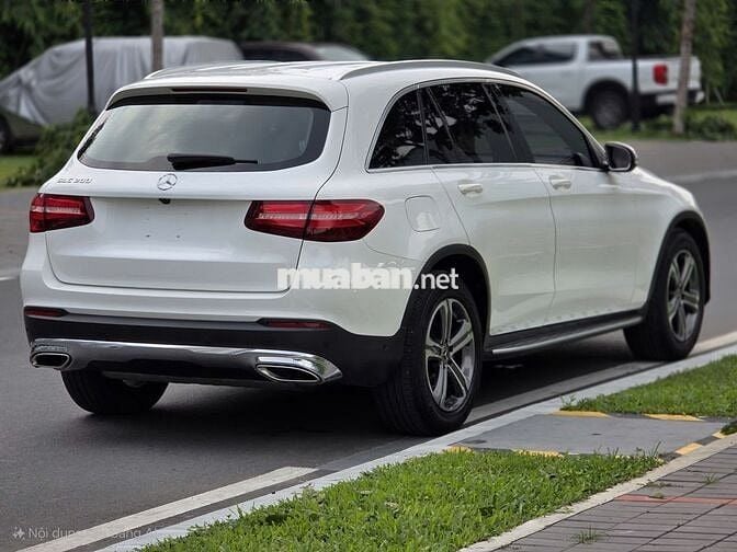 Mercedes GLC200 2019 - Công ty xuất hoá đơn