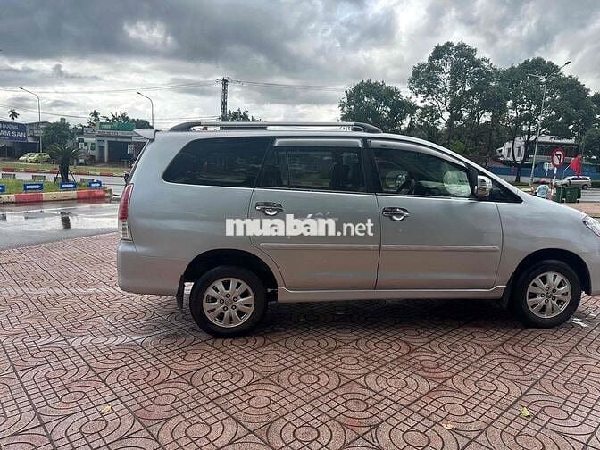 gd cần bán Toyota Innova 2010 G chính chủ