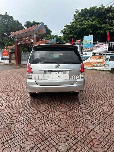 gd cần bán Toyota Innova 2010 G chính chủ