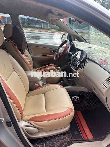 gd cần bán Toyota Innova 2010 G chính chủ