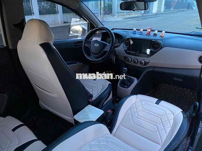 Hyundai Grand i10 2017 Sedan 1.2 Base - 1900 km