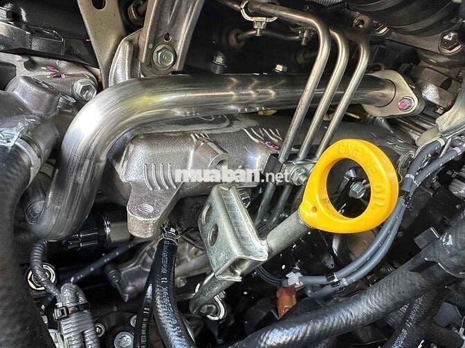 Hilux 2016 2.4E 4x2 MT - Hàng đẹp hiếm có
