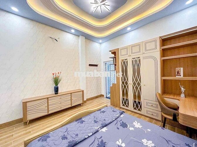 NHÀ TÂN CỔ ĐIỂN - GẦN BV NHI ĐỒNG, ĐH FPT, ĐH NAM CẦN THƠ