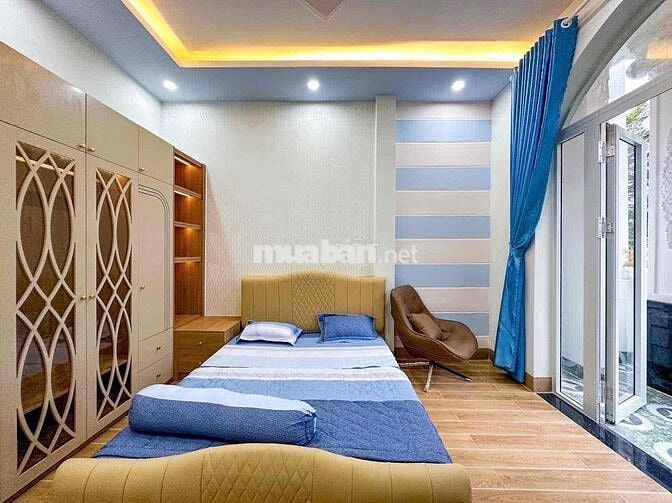 NHÀ TÂN CỔ ĐIỂN - GẦN BV NHI ĐỒNG, ĐH FPT, ĐH NAM CẦN THƠ